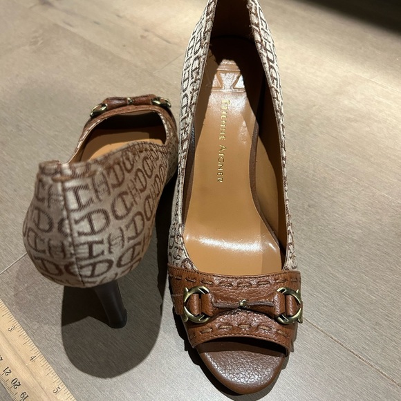 Vintage ETIENNE AIGNER POt MONOGRAM PEEP TOE PUMPS SIZE 7.5 - Picture 11 of 11